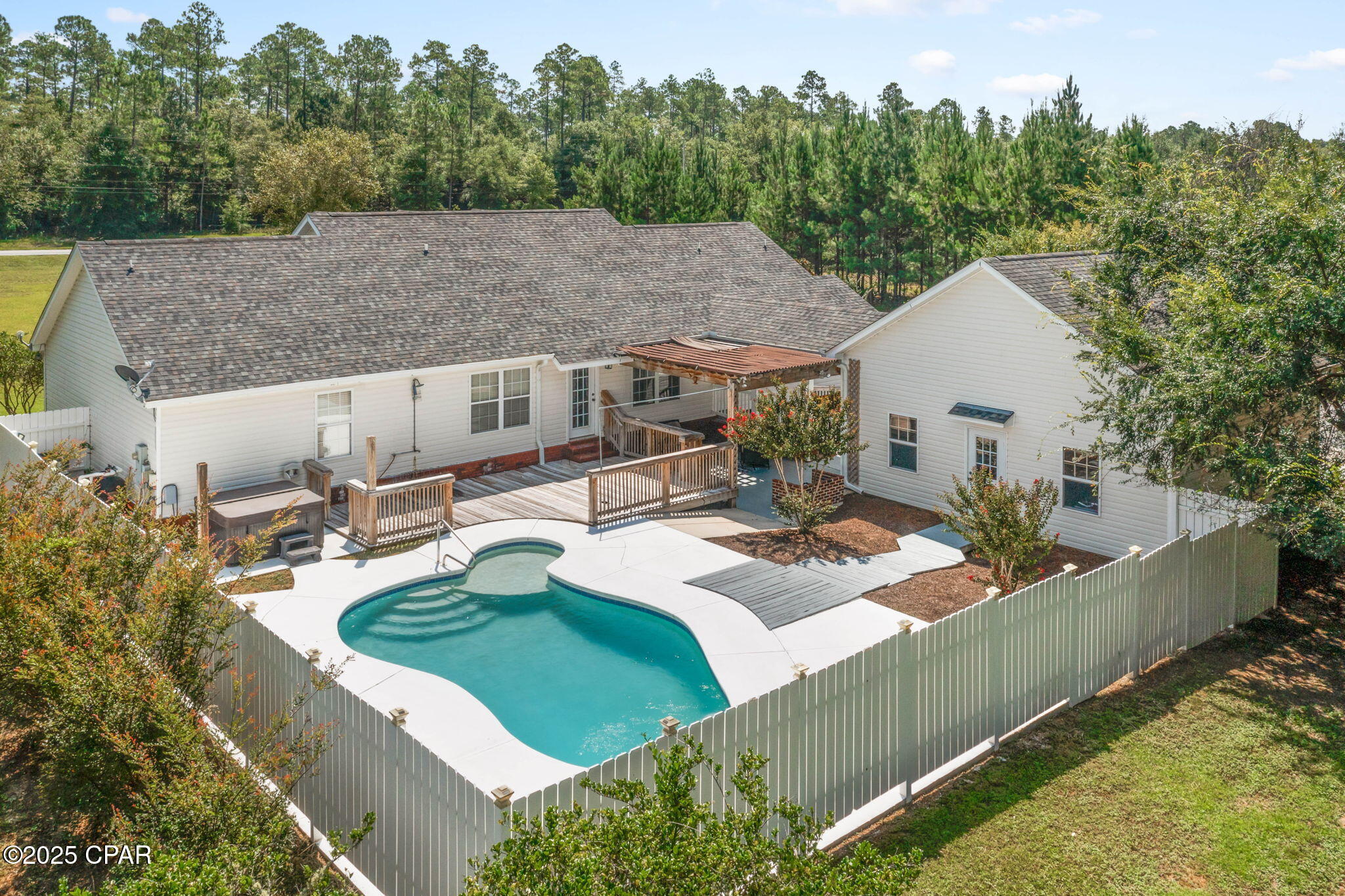 1268 Piney Grove Road Chipley, FL 32428 - Photo 2 of 82