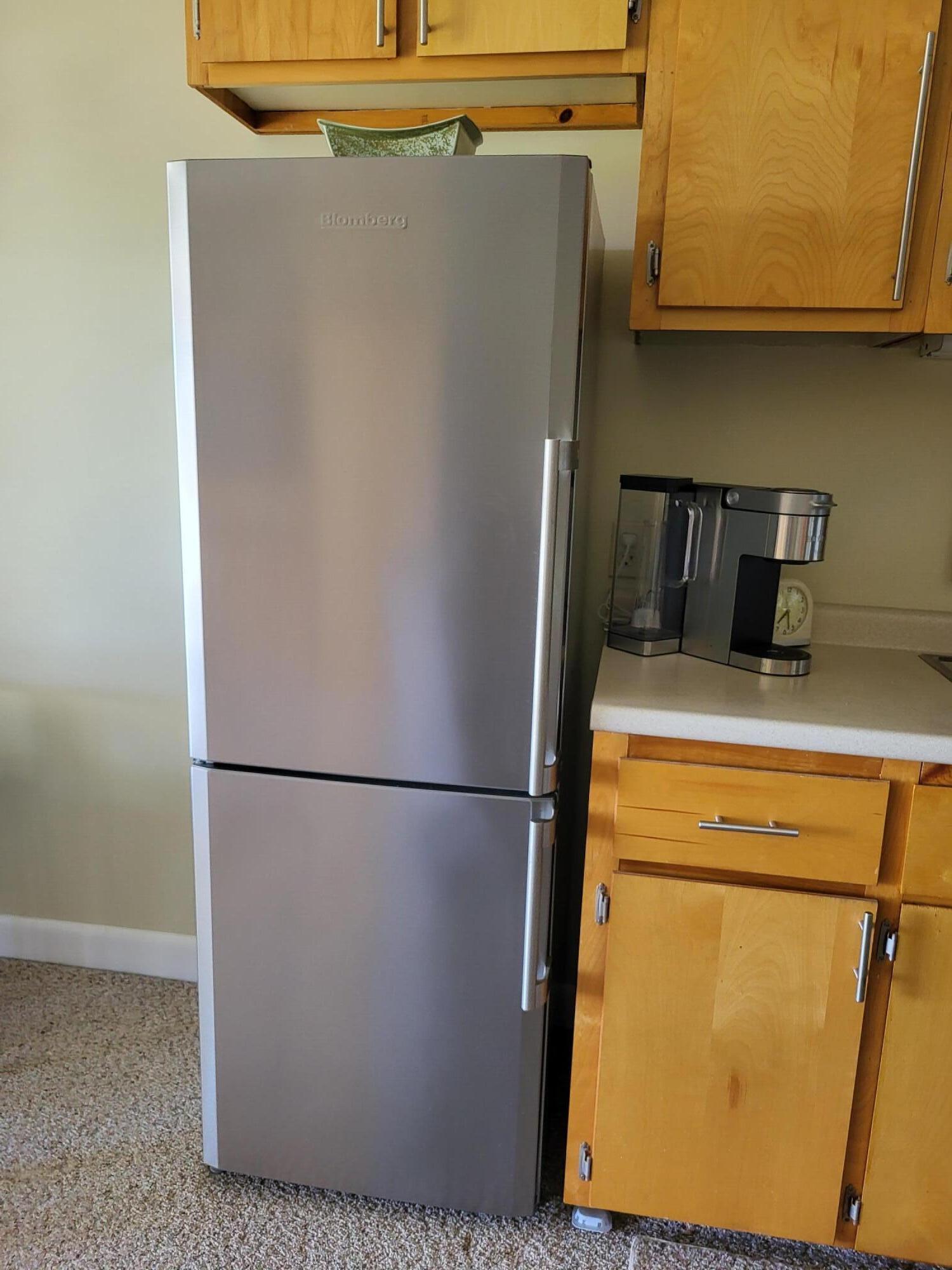 1085 Post Road, Unit 8 Wells, ME 04090 - Photo 11 of 19 Sleek German fridge