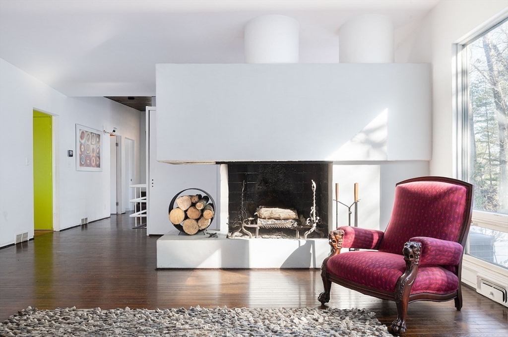 58 Hill Street Lexington, MA 02421 - Photo 6 of 24 Gallery Image 6