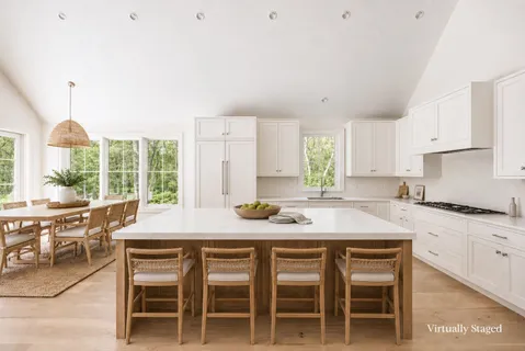 $4,995,000 | 21 Ocean Parkway, East Hampton, NY 11937