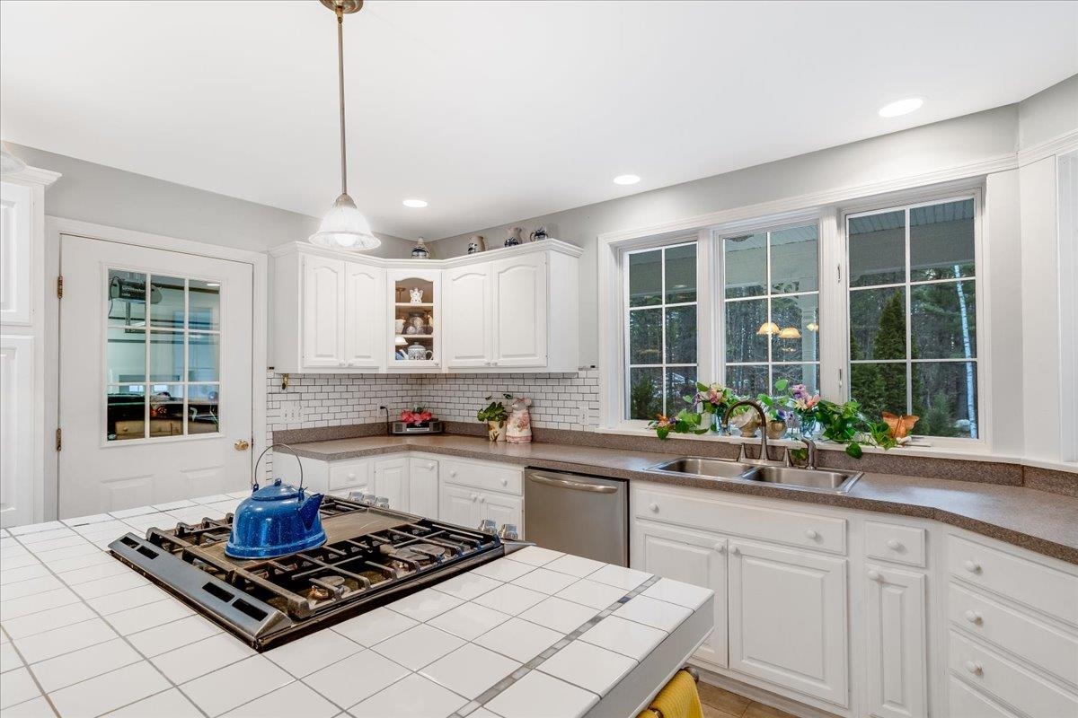 18 Barrington Circle Ossipee, NH 03864 - Photo 22 of 51