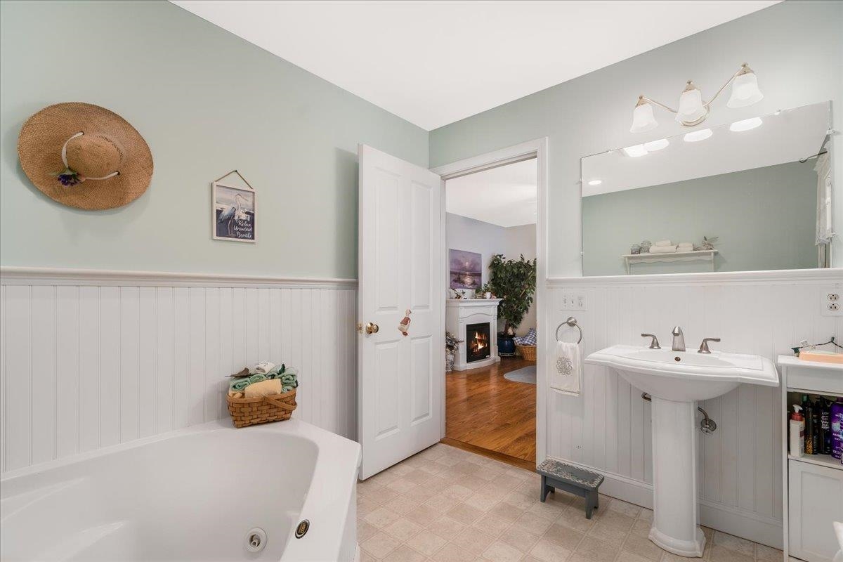 18 Barrington Circle Ossipee, NH 03864 - Photo 40 of 51