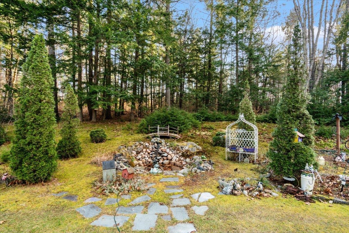 18 Barrington Circle Ossipee, NH 03864 - Photo 4 of 51