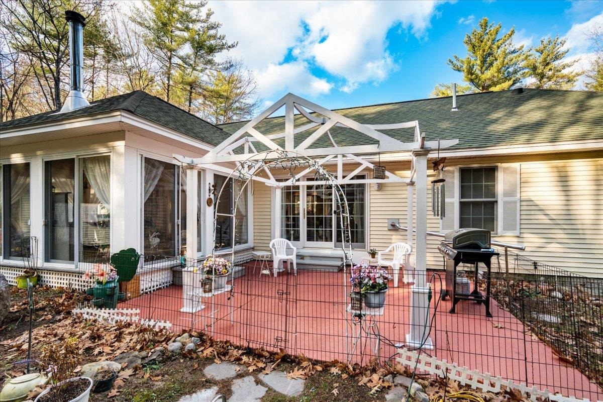 18 Barrington Circle Ossipee, NH 03864 - Photo 7 of 51