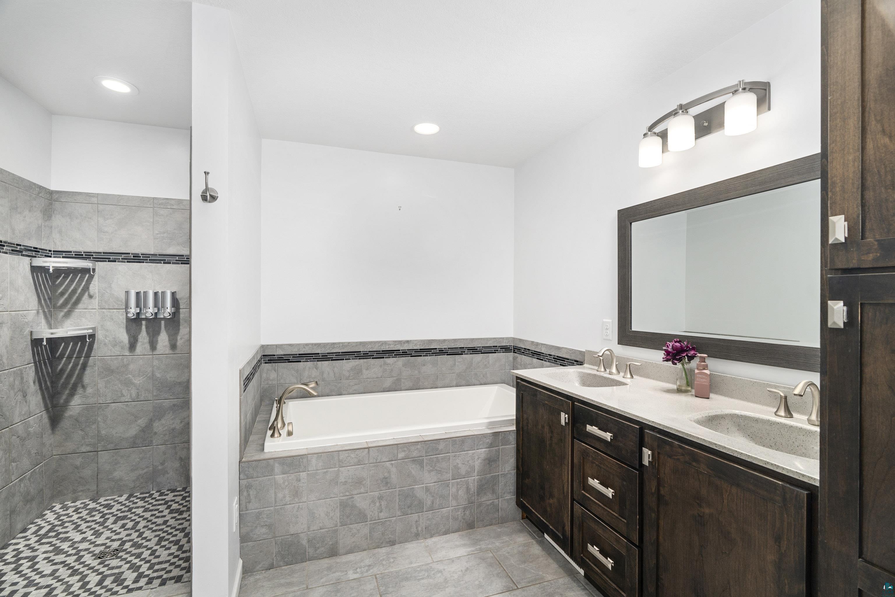 3999 Ugstad Road Hermantown, MN 55811 - Photo 20 of 50 Gallery Image 20
