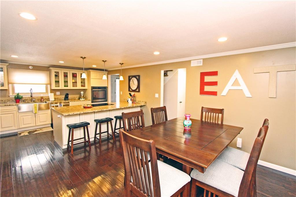 630 New Texas Road Pittsburgh, PA 15239 - Photo 2 of 25 Gallery Image 2