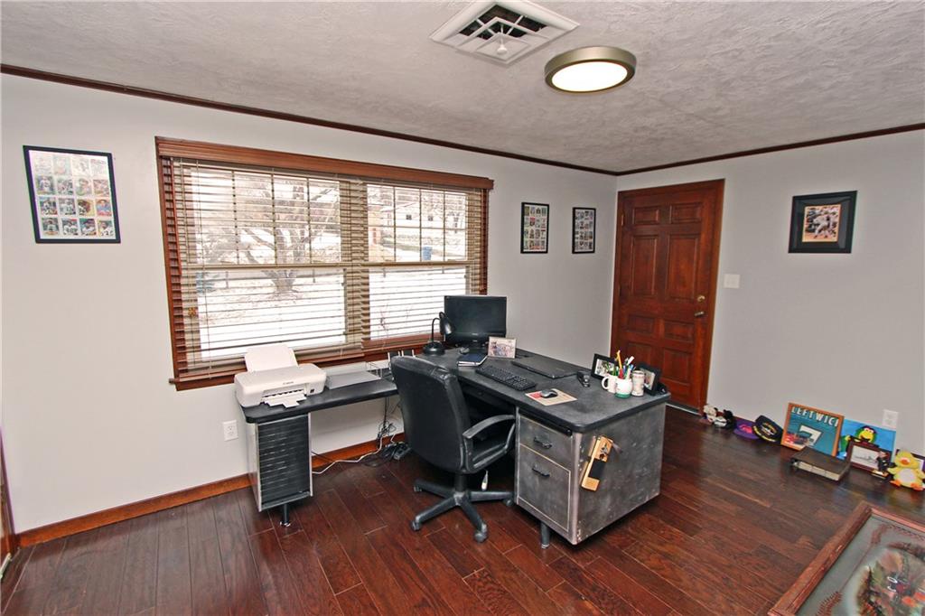 630 New Texas Road Pittsburgh, PA 15239 - Photo 12 of 25 Gallery Image 12