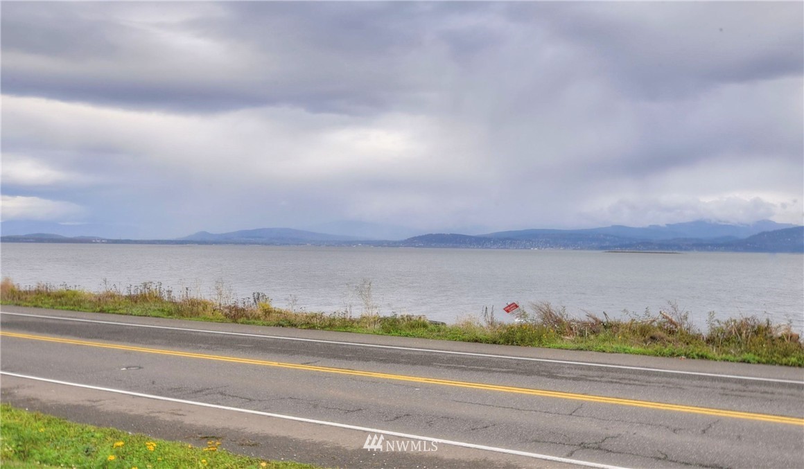 2209 Lummi Shore Road Bellingham, WA 98226 - Photo 22 of 25 Gallery Image 22