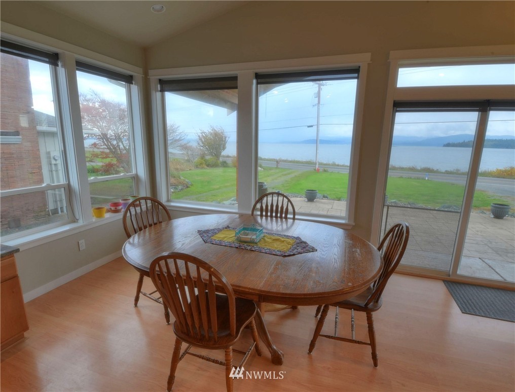 2209 Lummi Shore Road Bellingham, WA 98226 - Photo 4 of 25 Gallery Image 4