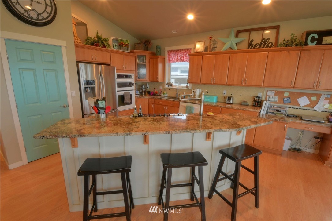 2209 Lummi Shore Road Bellingham, WA 98226 - Photo 6 of 25 Gallery Image 6