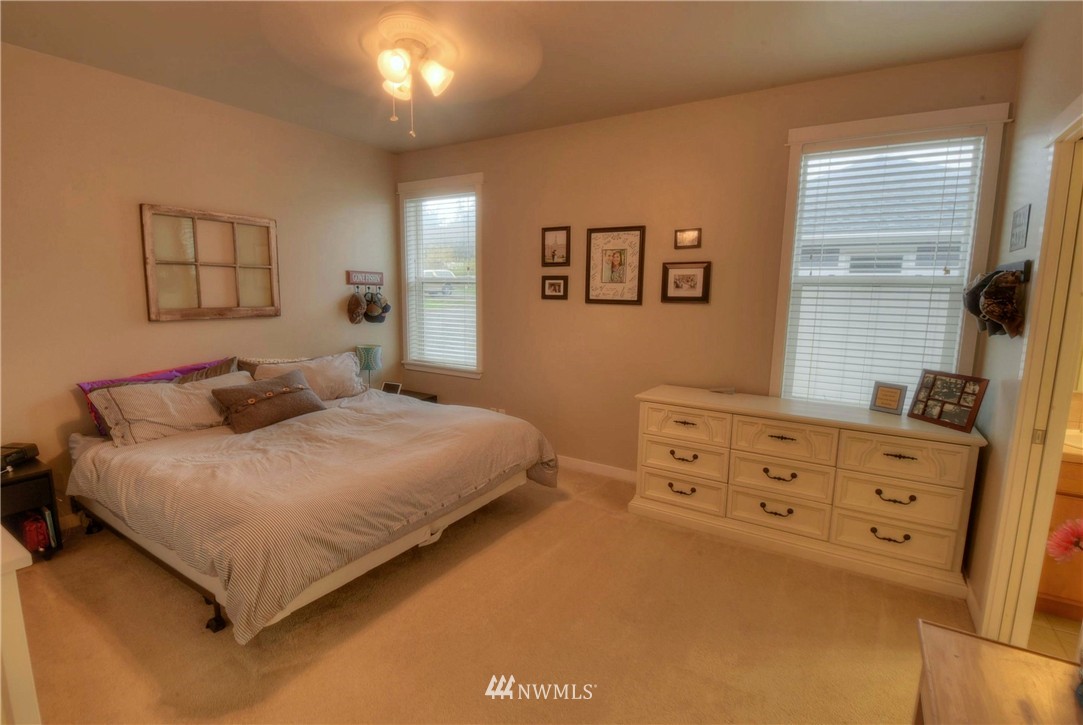 2209 Lummi Shore Road Bellingham, WA 98226 - Photo 8 of 25 Gallery Image 8