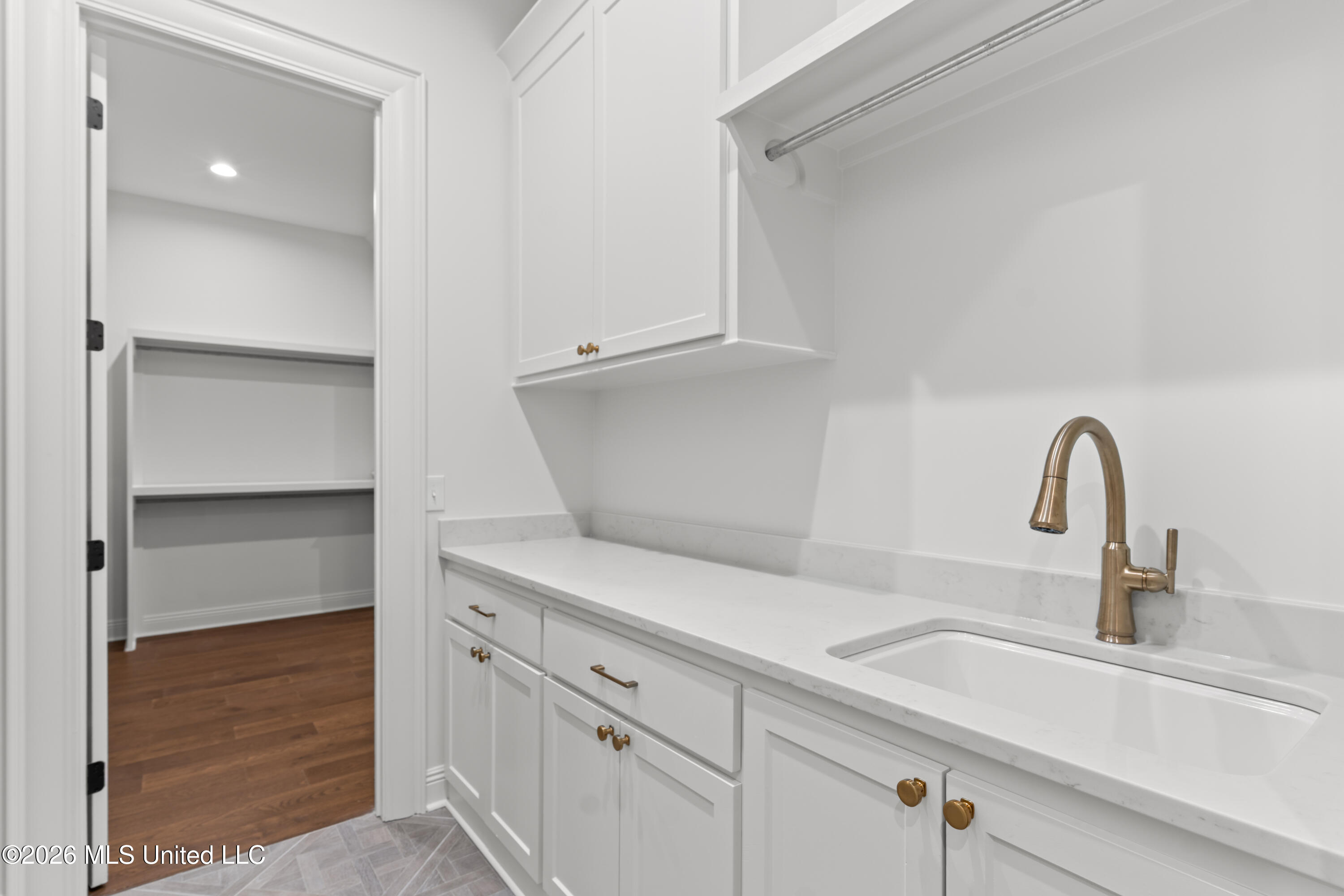637 Big Vly Loop Flowood, MS 39232 - Photo 44 of 66 DSC00478