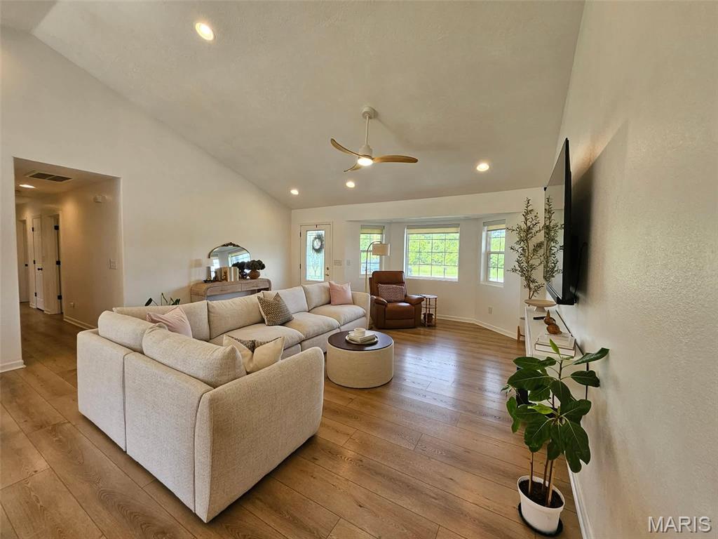 227 Zeigenbein Road St. Robert, MO 65584 - Photo 7 of 41