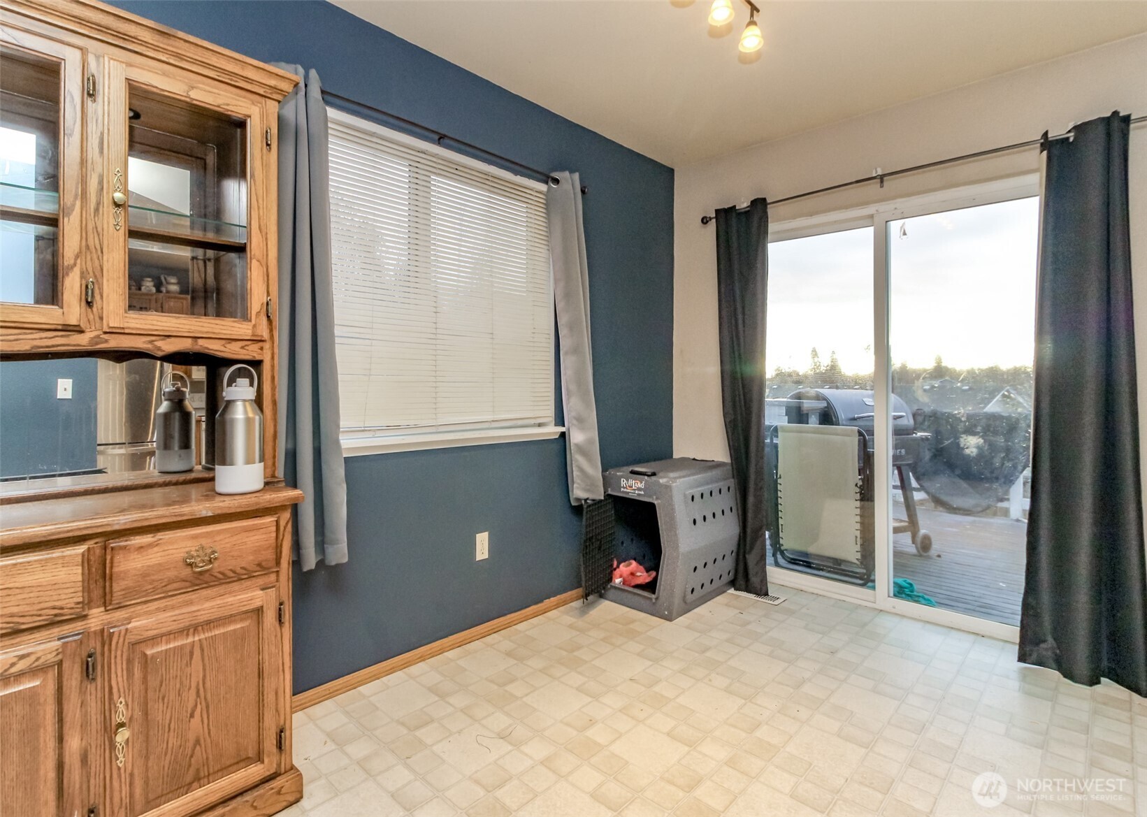249 South Elsa Street Buckley, WA 98321 - Photo 16 of 37 a view of a livingroom with furniture