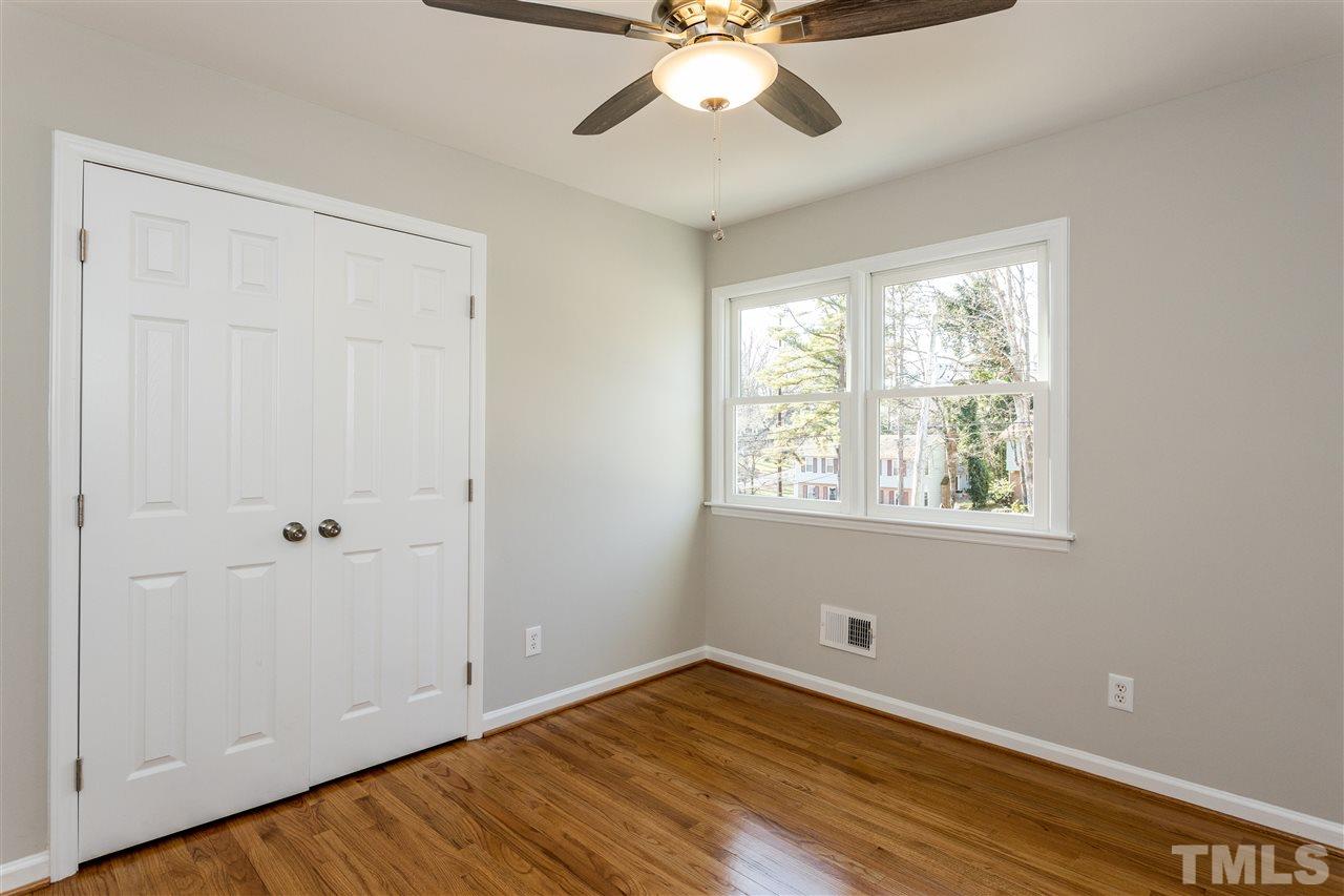 317 East Millbrook Road Raleigh, NC 27609 - Photo 12 of 29