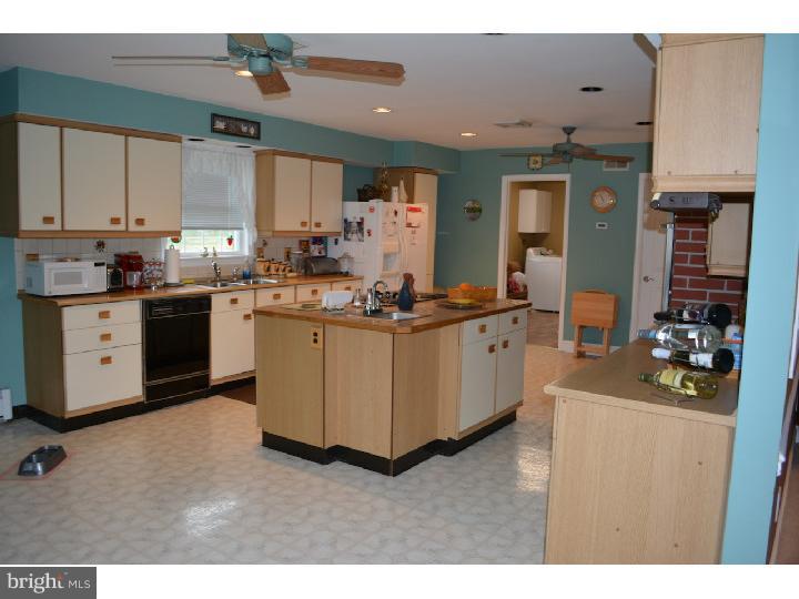 301 Fretz Road Telford, PA 18969 - Photo 6 of 15 Kitchen
