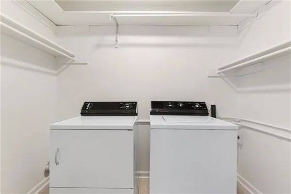 $165,000 | 3126 Edenborn Avenue, Unit 610, Metairie, LA 70002