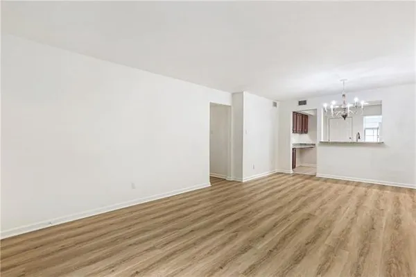 $165,000 | 3126 Edenborn Avenue, Unit 610, Metairie, LA 70002