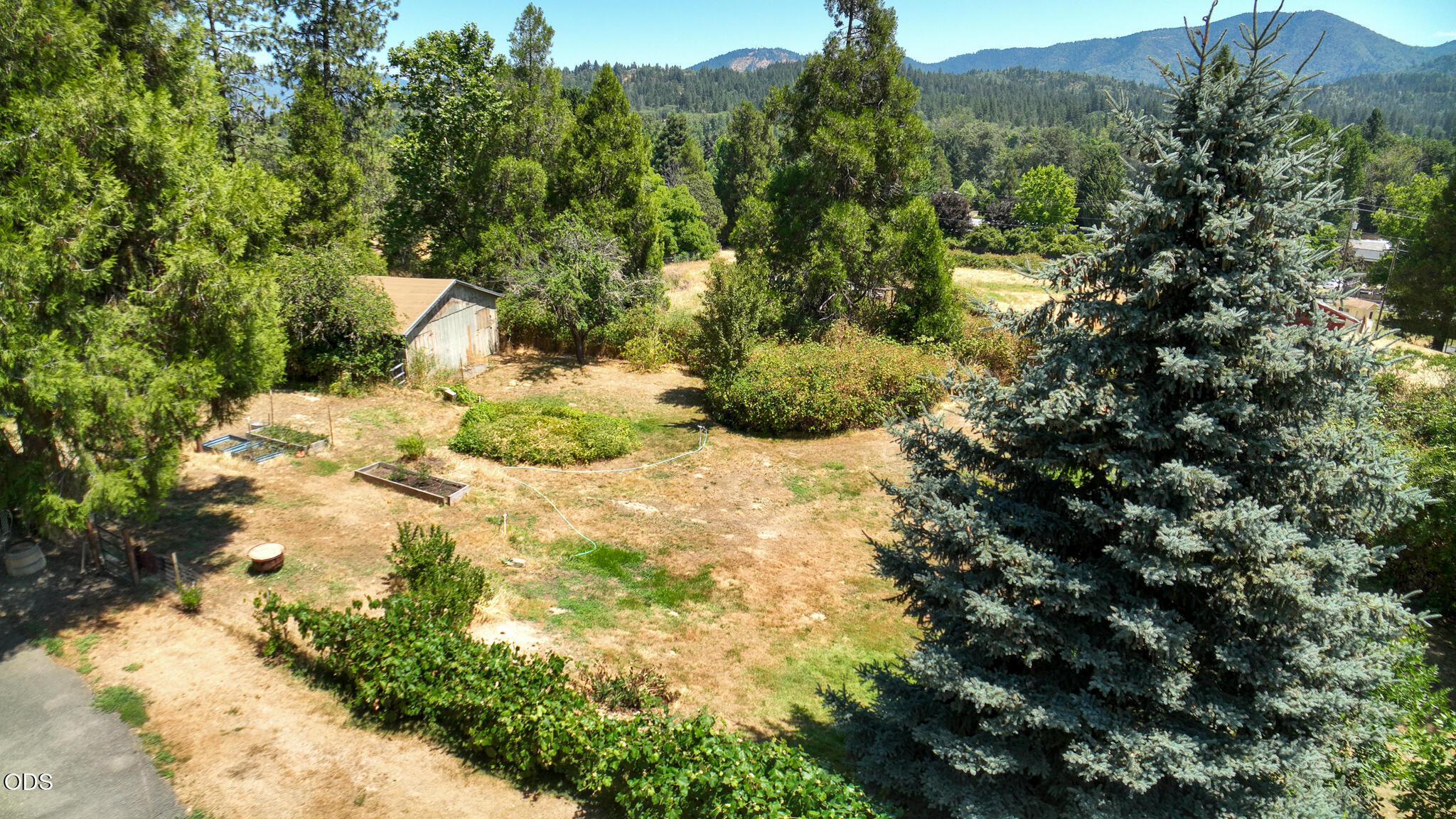 235 Larkin Road Grants Pass, OR 97527 - Photo 40 of 49