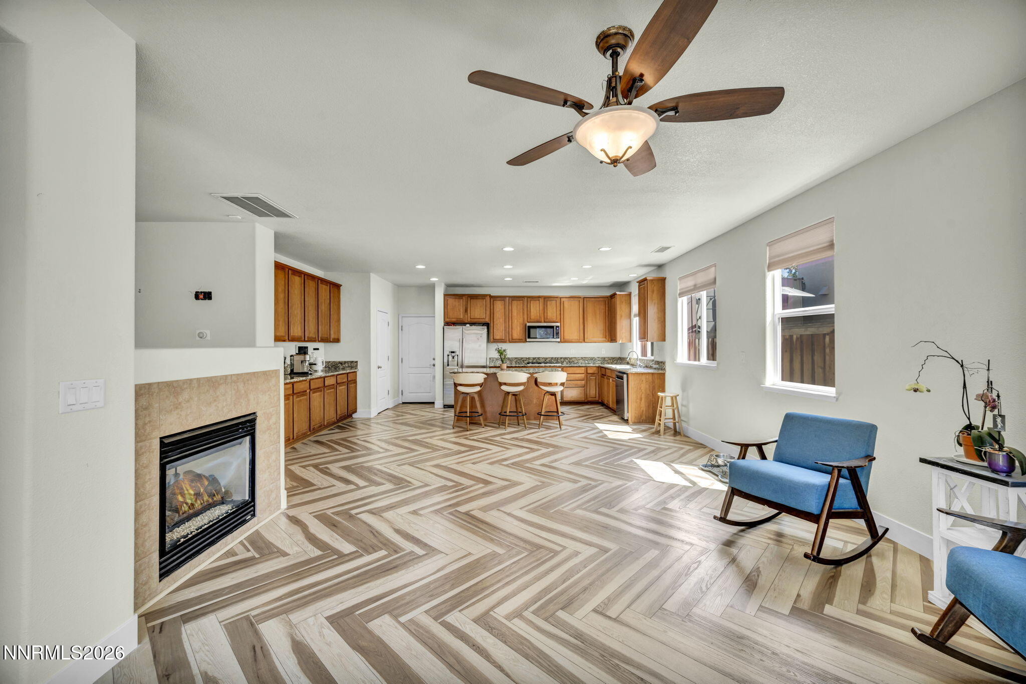 480 Luciana Drive Reno, NV 89521 - Photo 20 of 81 46-web-or-mls-480-luciana-dr
