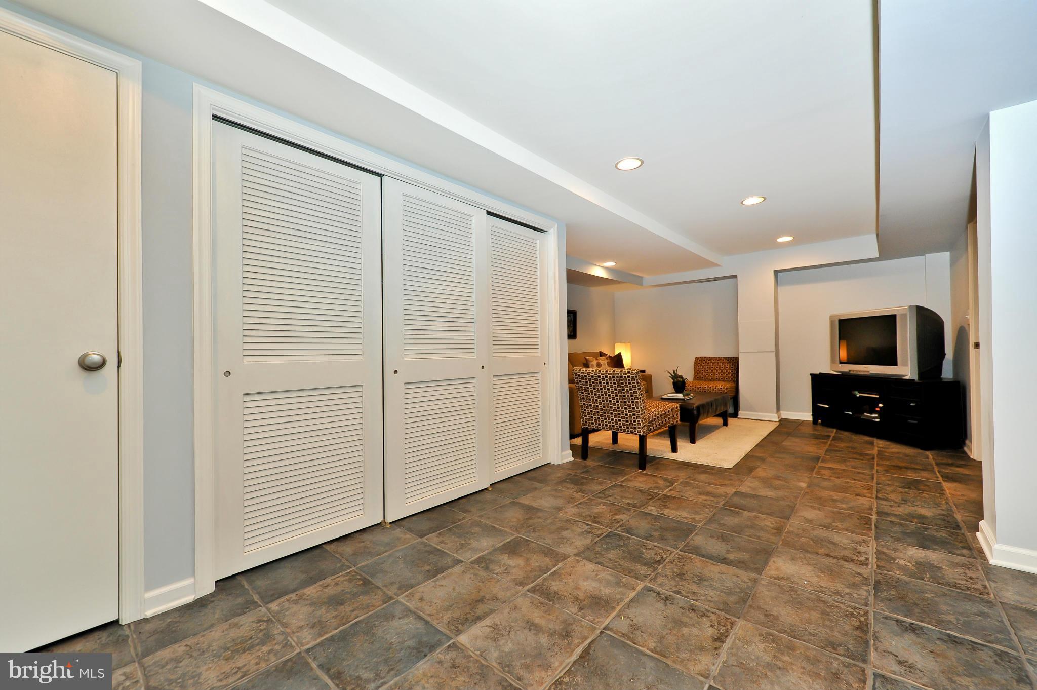 7512 Piney Branch Road Silver Spring, MD 20910 - Photo 23 of 29 Family Room/ Bedroom