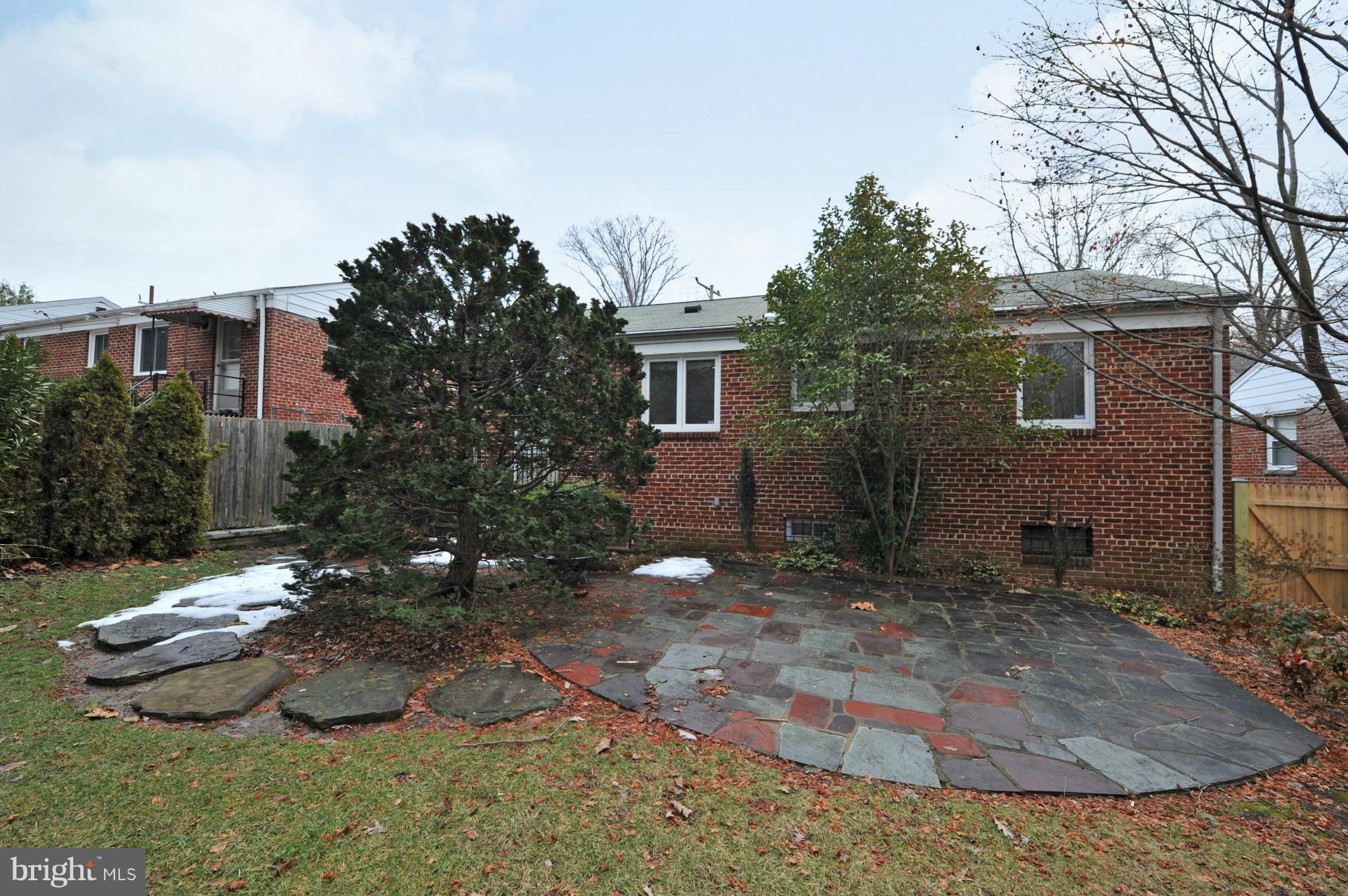 7512 Piney Branch Road Silver Spring, MD 20910 - Photo 27 of 29 Exterior (Rear)