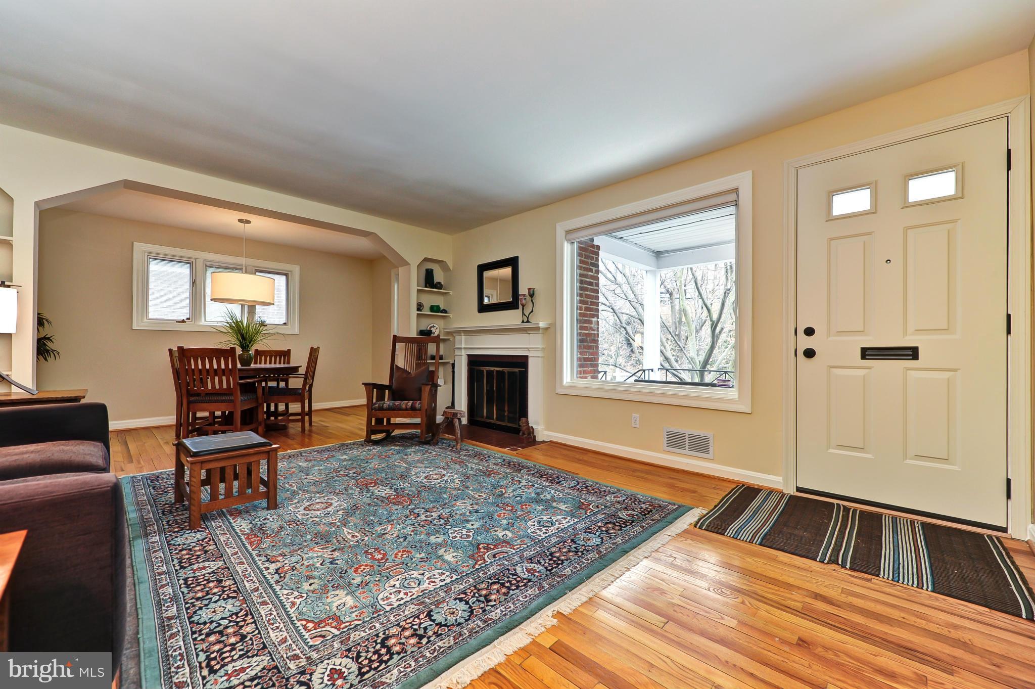 7512 Piney Branch Road Silver Spring, MD 20910 - Photo 6 of 29 Living Room