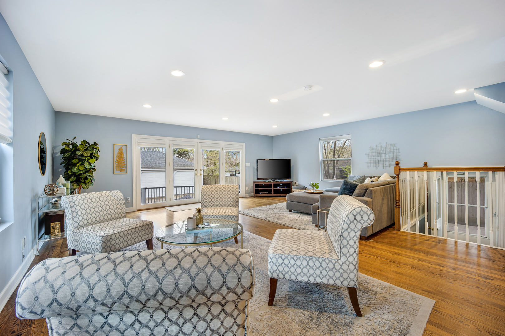 297 Gage Road Riverside, IL 60546 - Photo 11 of 55