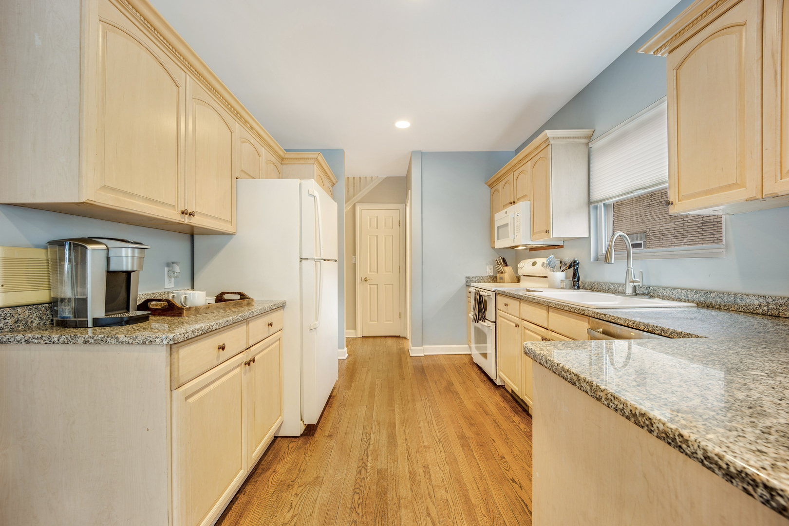 297 Gage Road Riverside, IL 60546 - Photo 16 of 55