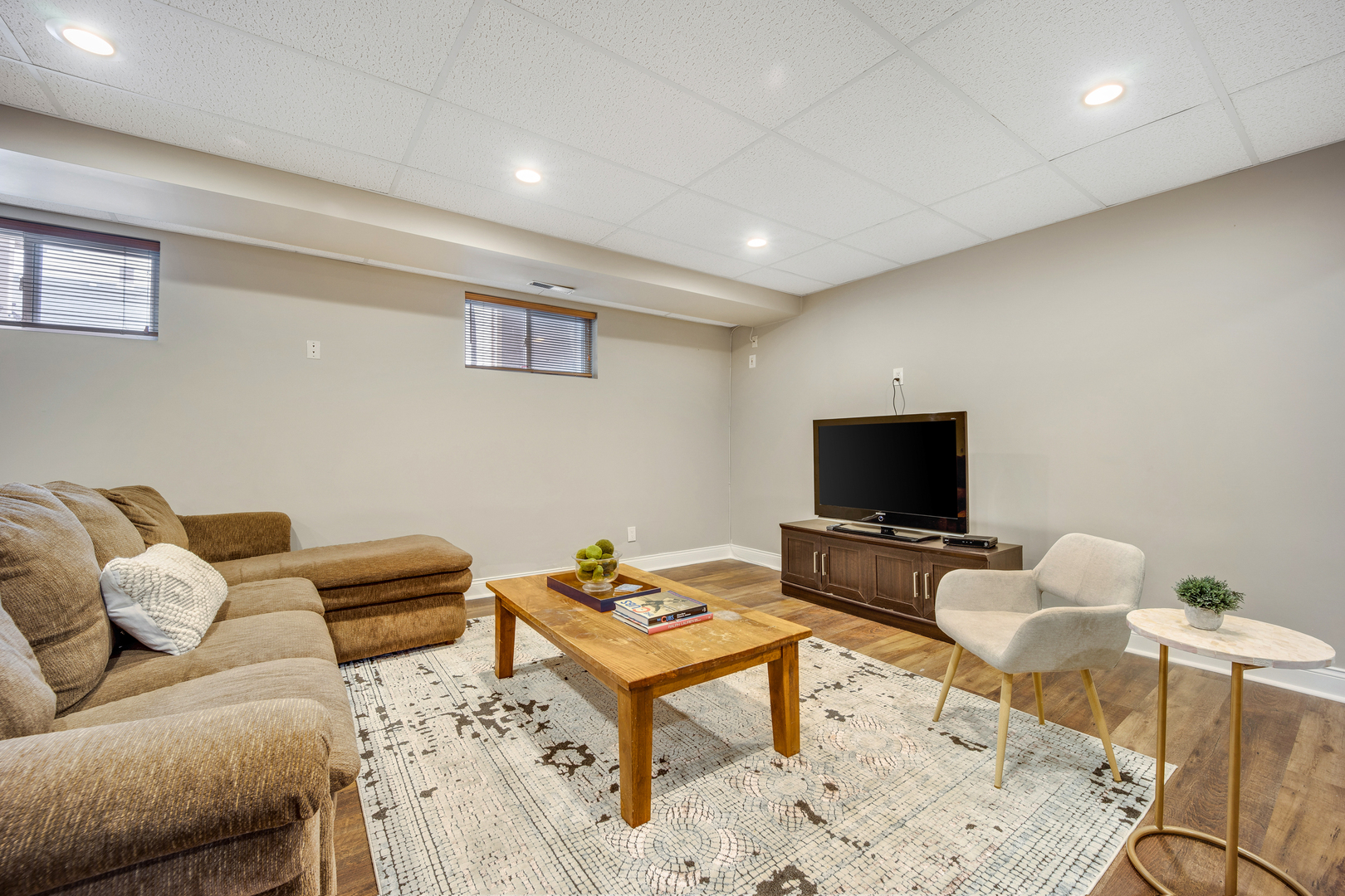 297 Gage Road Riverside, IL 60546 - Photo 32 of 55