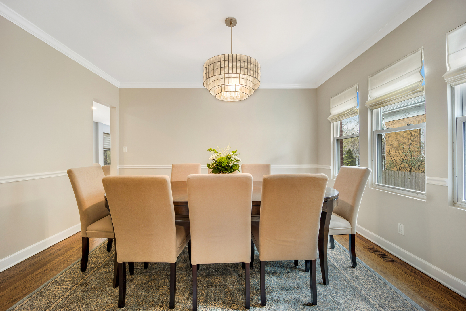 297 Gage Road Riverside, IL 60546 - Photo 9 of 55