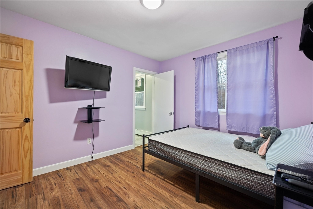 239 Ramshorn Road Dudley, MA 01571 - Photo 13 of 26