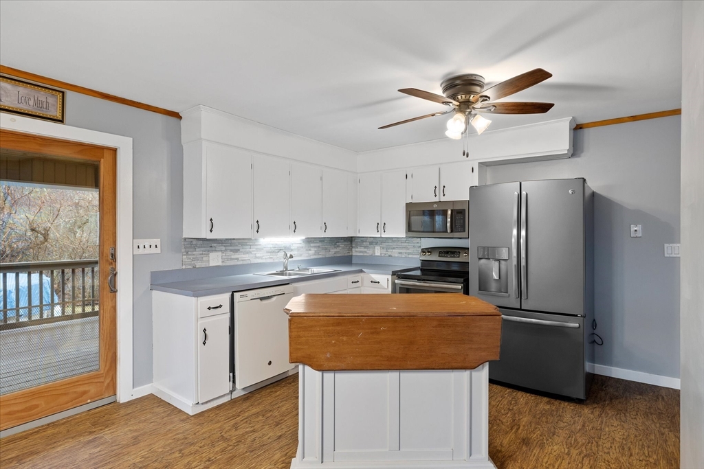 239 Ramshorn Road Dudley, MA 01571 - Photo 3 of 26