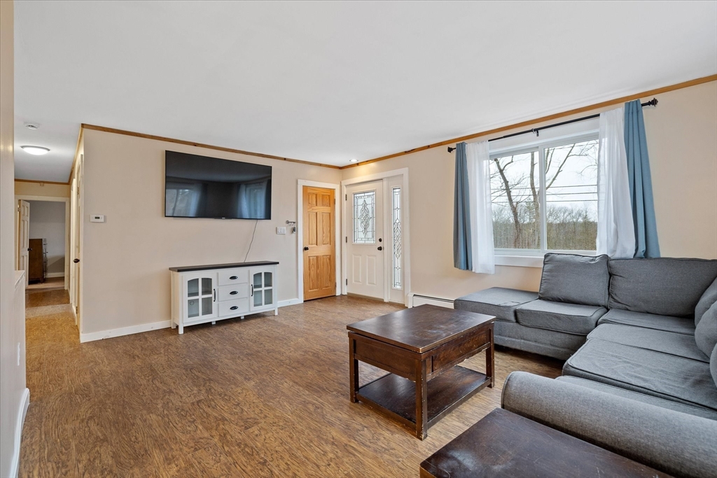 239 Ramshorn Road Dudley, MA 01571 - Photo 7 of 26