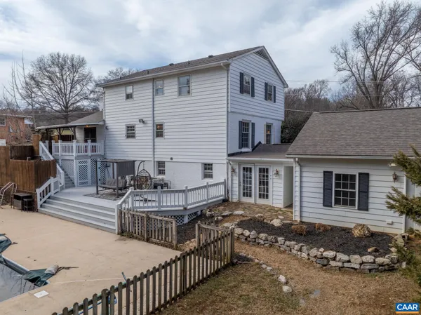 $475,000 | 303 Copeland Drive, Staunton, VA 24401