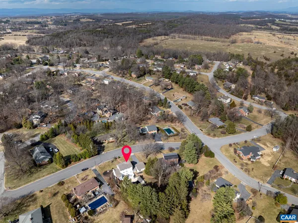 $475,000 | 303 Copeland Drive, Staunton, VA 24401