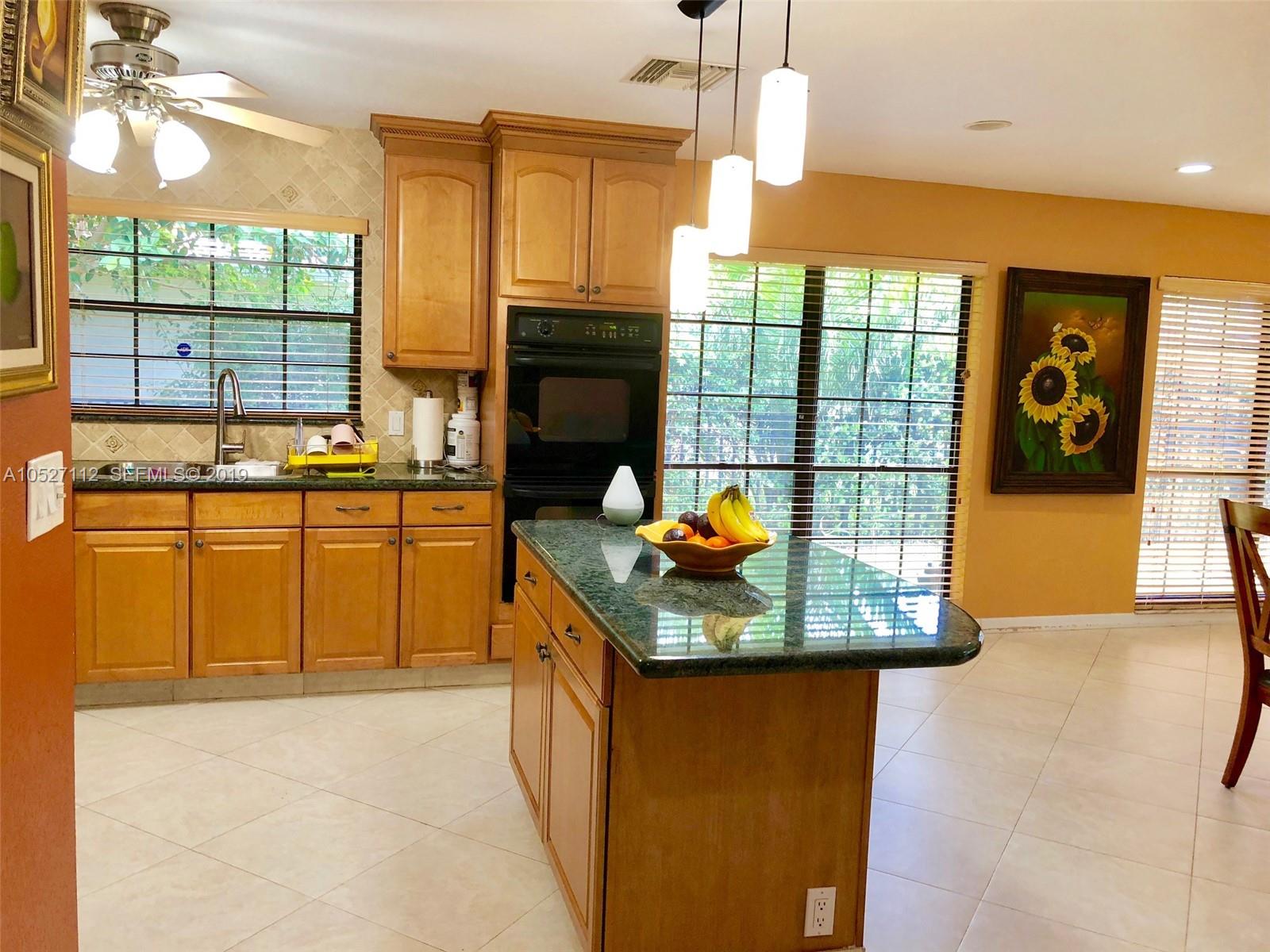 20906 Encanto Court Boca Raton, FL 33433 - Photo 12 of 47 Gallery Image 12