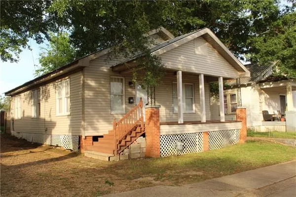 $114,900 | 120 Reagan Street, Pineville, LA 71360