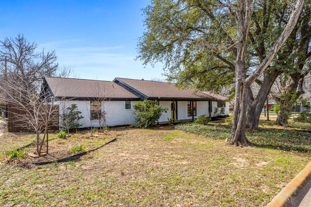 1708 Park Ridge Terrace Arlington, TX 76012 - Photo 25 of 31