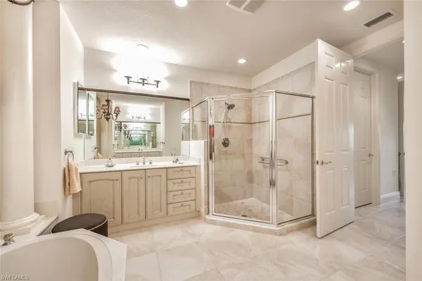 $543,000 | 9242 Tesoro Lane, Unit 101, Naples, FL 34114