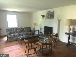 739 North Valley Forge Road Devon, PA 19333 - Photo 6 of 29 Living Room without carpet