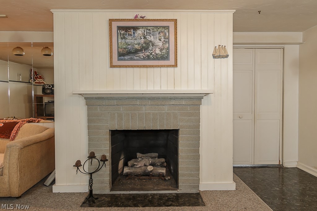1210 Dorsh Road Cleveland, OH 44121 - Photo 18 of 33