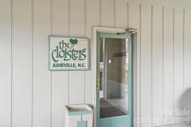 $256,400 | 602 Abbey Circle, Asheville, NC 28805