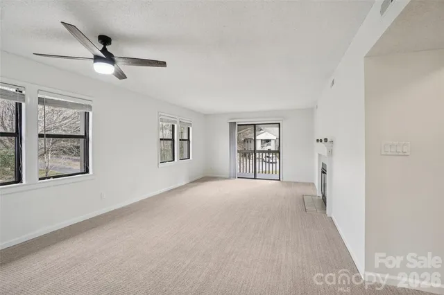 $256,400 | 602 Abbey Circle, Asheville, NC 28805