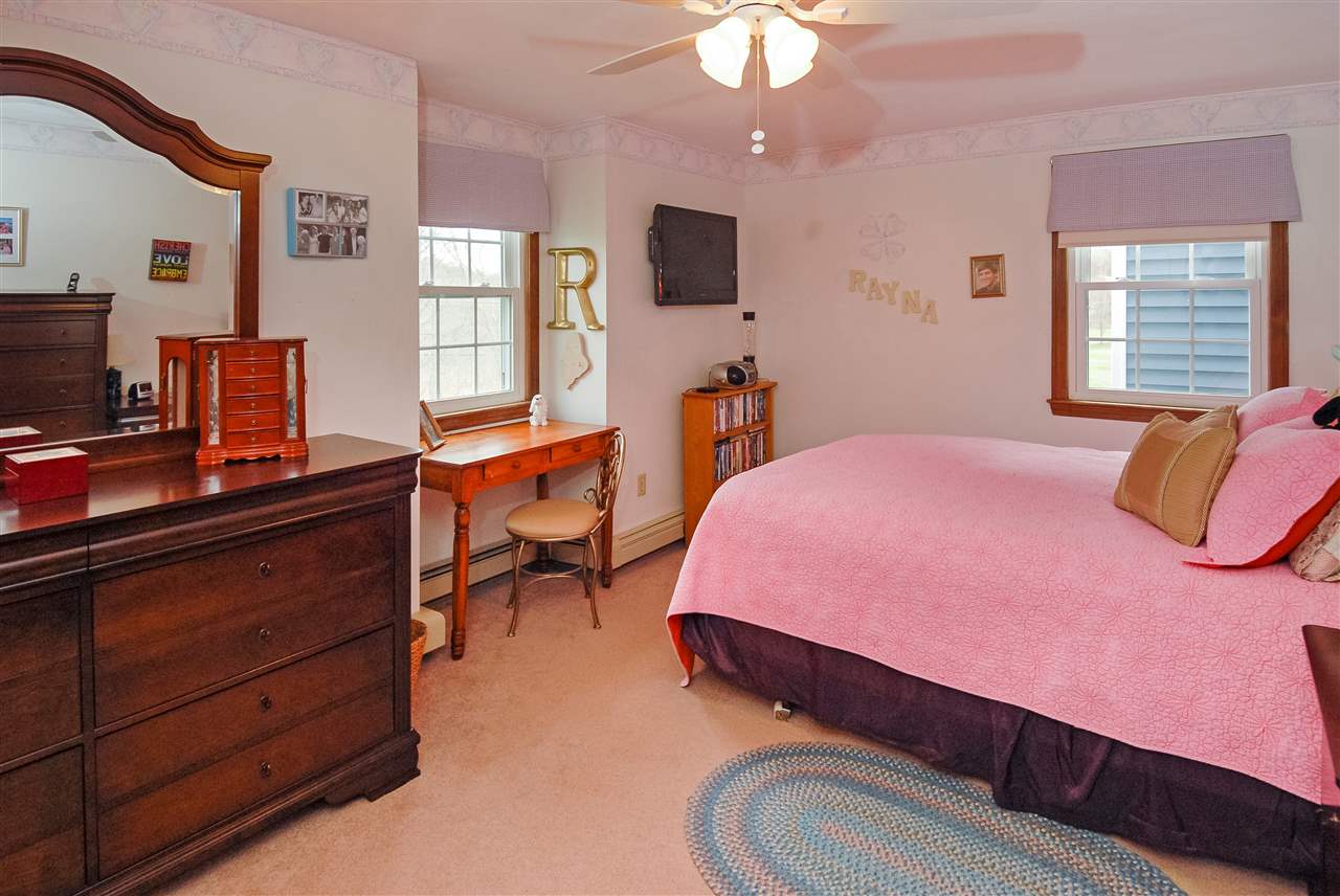 459 Goodwin Road Eliot, ME 03903 - Photo 19 of 27