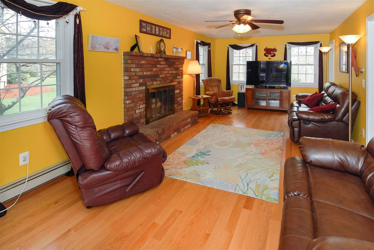 459 Goodwin Road Eliot, ME 03903 - Photo 9 of 27