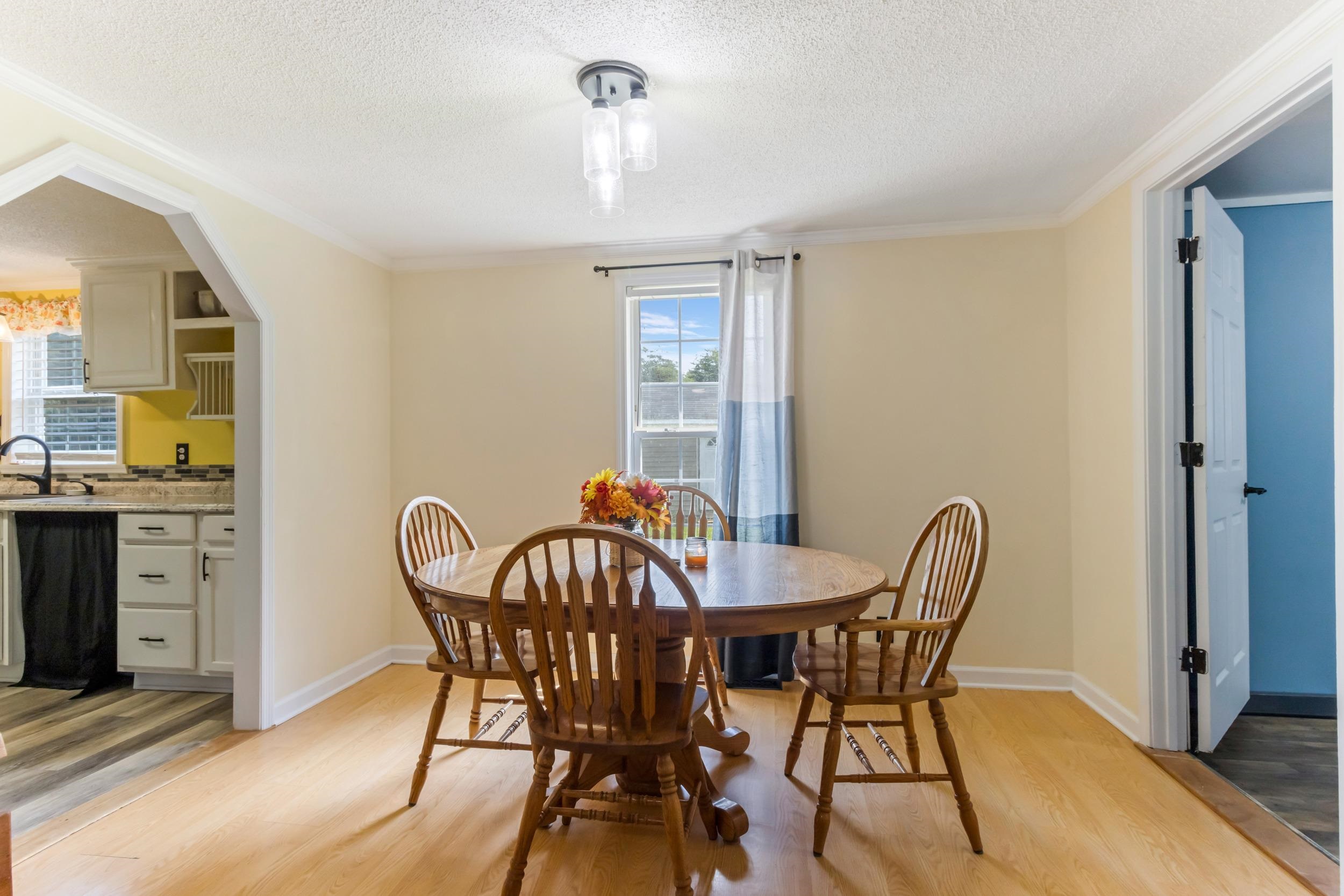 682 Island Ford Road Inman, SC 29349 - Photo 8 of 32
