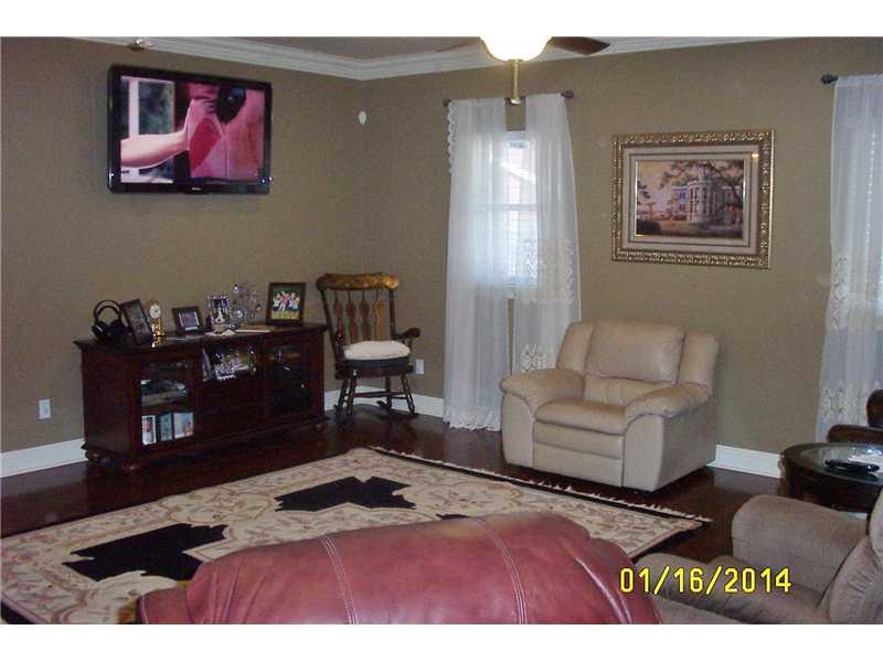 140 Orchard Road River Ridge, LA 70123 - Photo 2 of 9