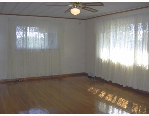 985 North Whitmore Road North Huntingdon, PA 15642 - Photo 4 of 11 Living Room. 19X13 Formal Livingroom