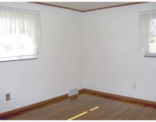985 North Whitmore Road North Huntingdon, PA 15642 - Photo 6 of 11 Master Bedroom. 14X11 Master Bedroom with 2 closets